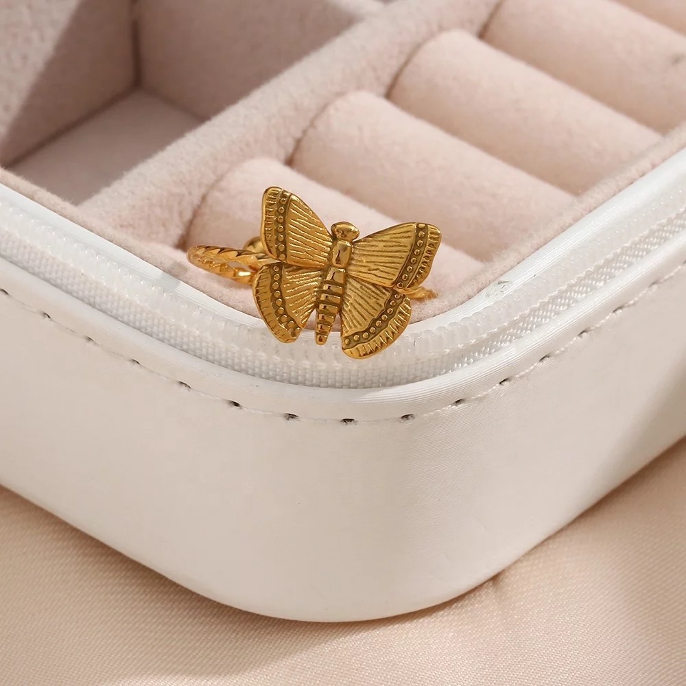 Dainty Butterfly Ring, Open Ring, Adjustable Ring , 18k Gold Buttefly Ring - Picture 3 of 5